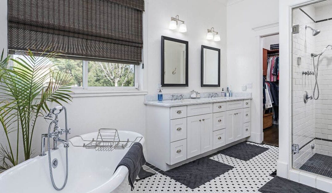 Creating the Perfect Bathroom For Your Custom Home